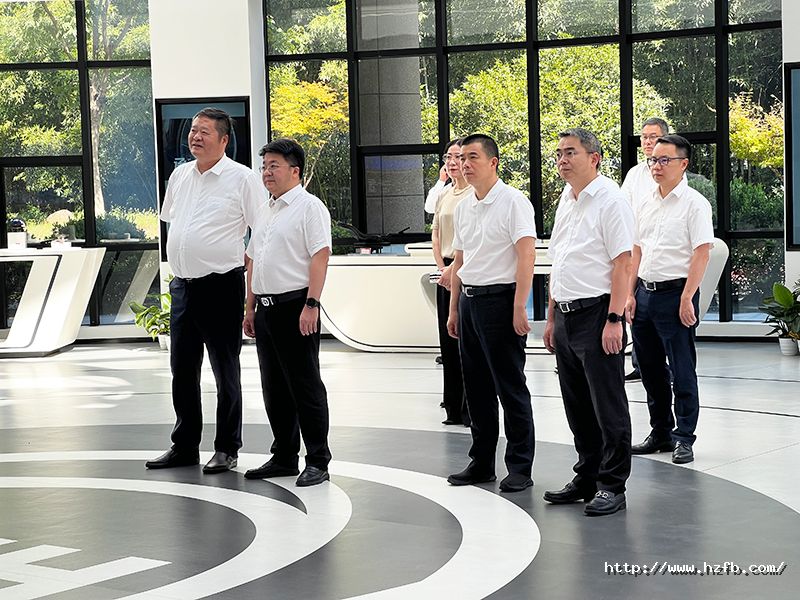 17226559507078811C6A.jpg 1-封面.jpg